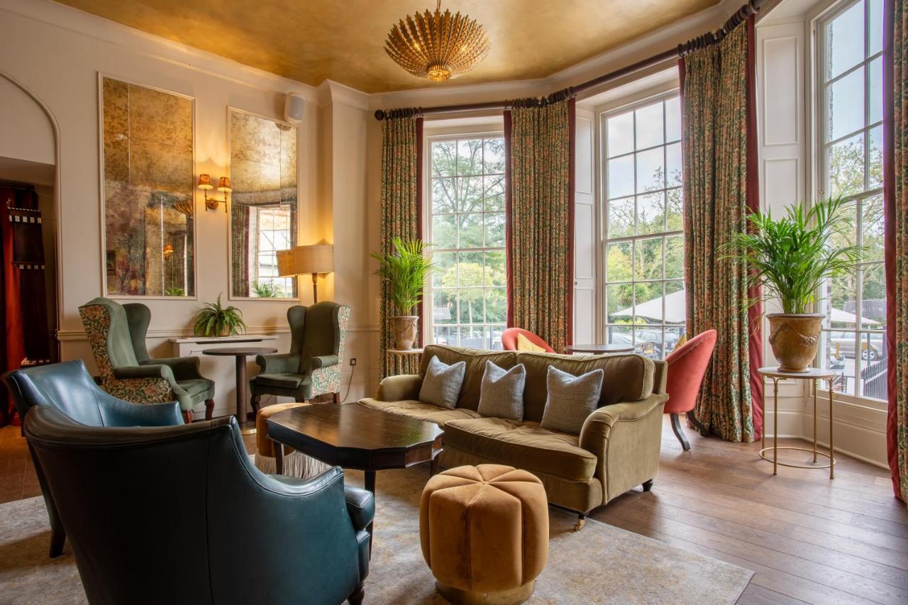 Отель Richmond Hill 4*