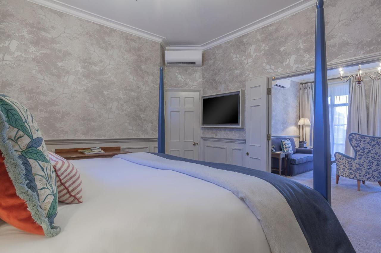Richmond Hill 4*