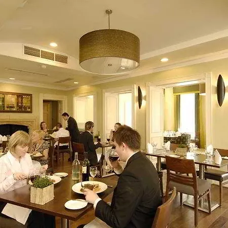 Richmond Hill Hotel 