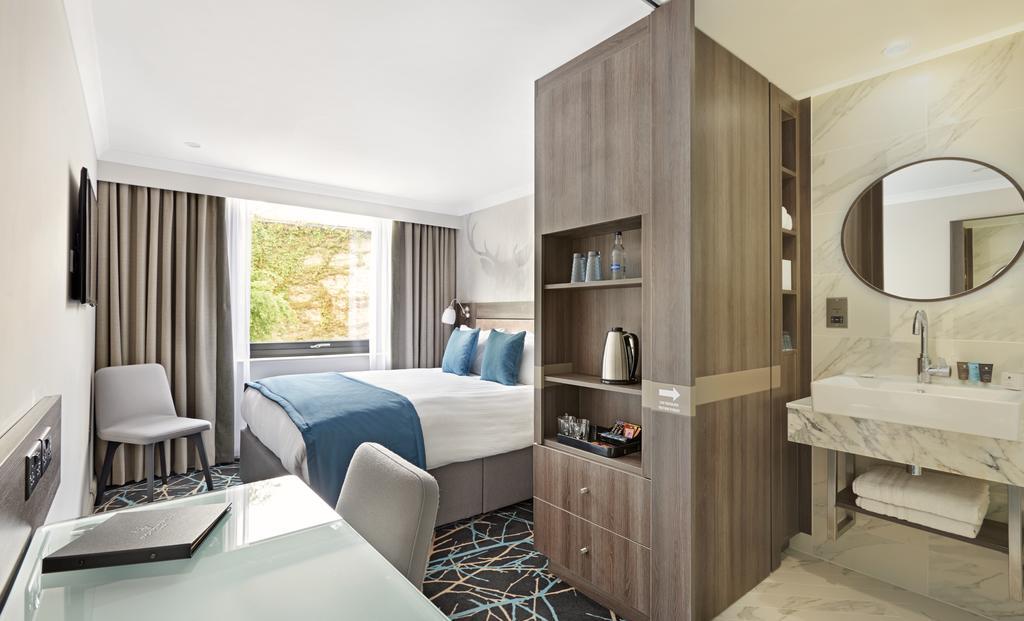 Richmond Hill 4*