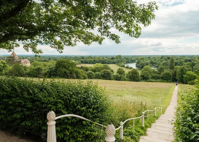 Richmond Hill Hotel